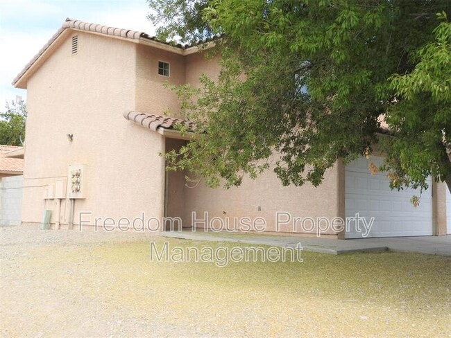 Photo - 910 Bourbon St Unit #4