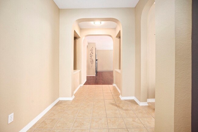 Building Photo - 409 Livingstone Ln Rental