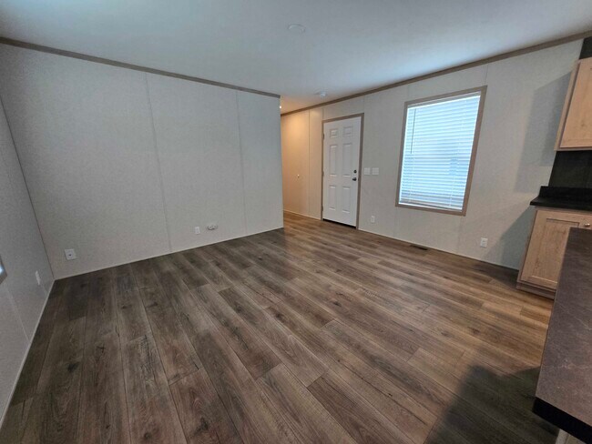 Photo - 52885 Van Buren Ct