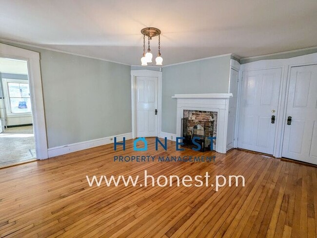 Photo - 34 Gage St