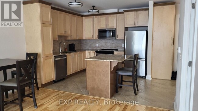 Photo - 459 Barnet Blvd Unit B 208