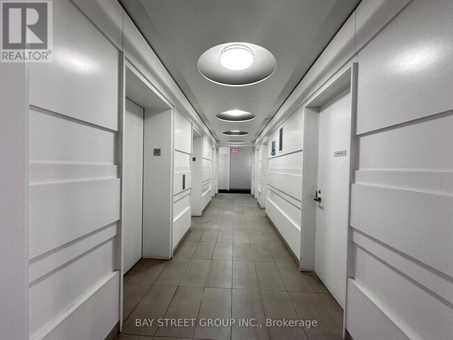 Photo - 12 York St Unit 3704