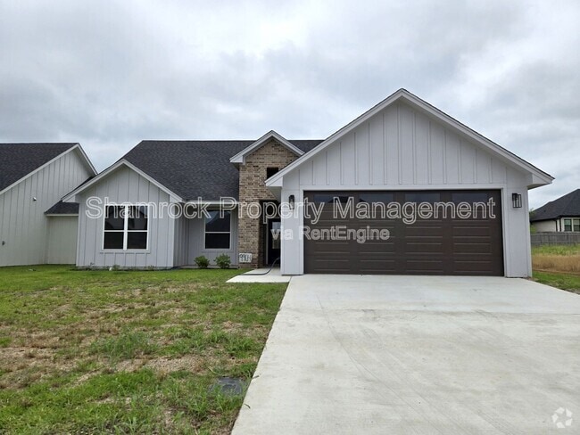 Building Photo - 9904 Ridings Dr Rental