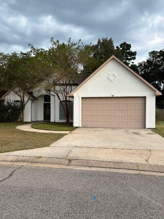 Building Photo - 38580 Red Bud Lane