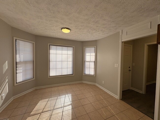 Photo - 110 Commanche Trl