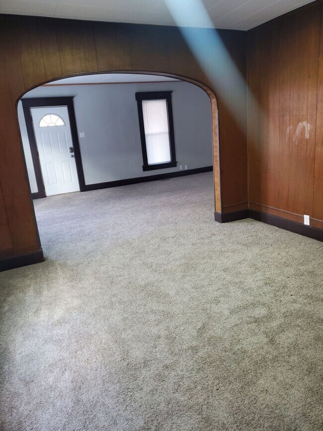 Photo - Spacious 3 Bedroom Home For Rent!