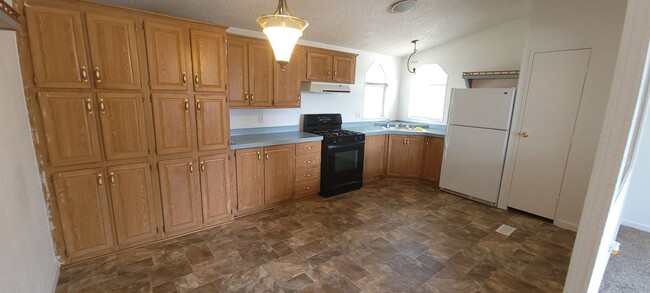 3 Bedroom 2 Bathroom Fernley Home - House Rental in Fernley, NV ...