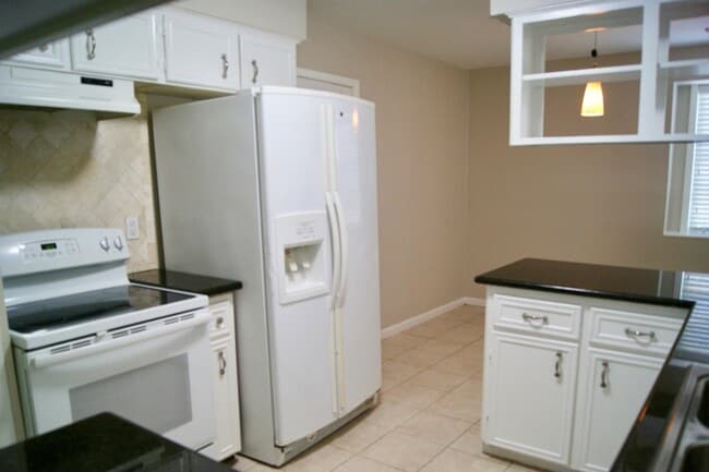 Photo - 5522 Dryad Dr