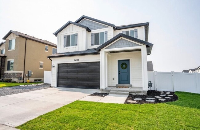 Building Photo - 2028 Bald Eagle Way