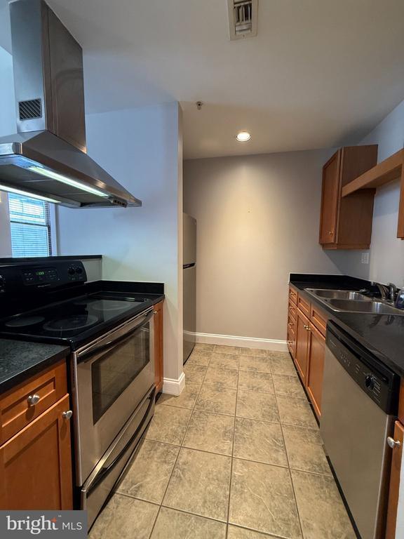 Photo - 1211 Light St Unit 209