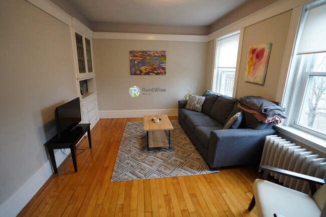 Photo - 228 South St Unidad 5