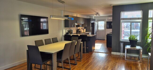 Photo - 2474 Rue Notre-Dame Unité Notre Dame