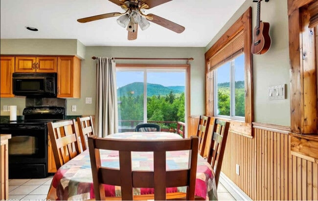 Photo - 2101 State Hwy 9N