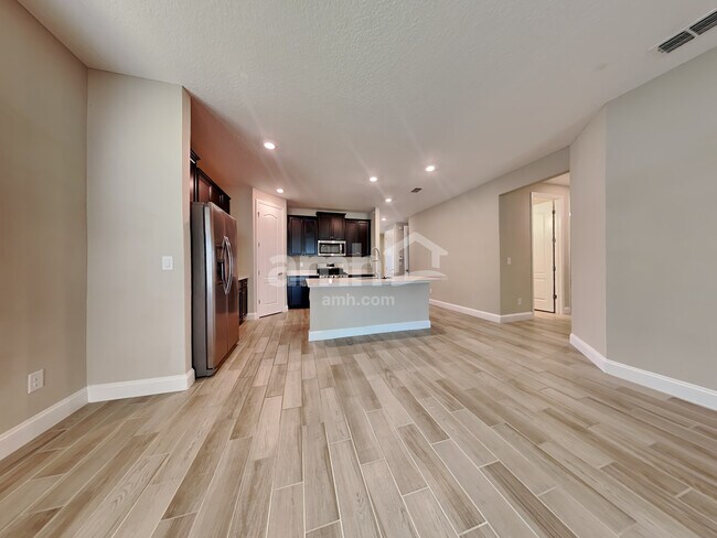 Photo - 82 Cobalt Ln