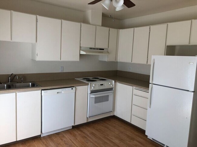 Photo - 13437 SE Stark St