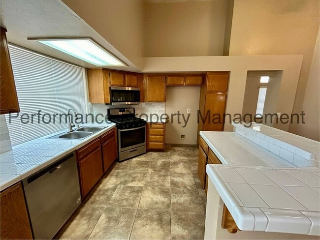 Photo - Stunning 4 Bed/3 Bath Home in SW Bakersfield w/ RBP & $0 Deposit Option