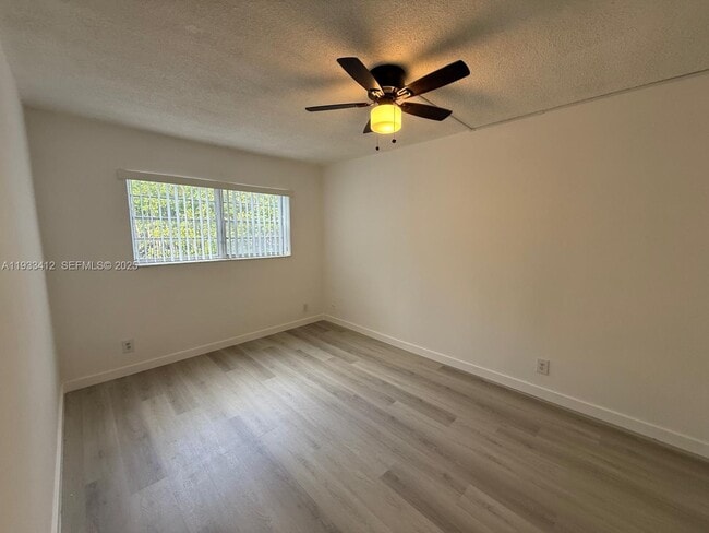 Photo - 251 172nd St Unit 117