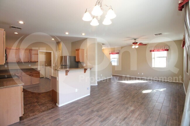 Photo - 1255 S Rialto