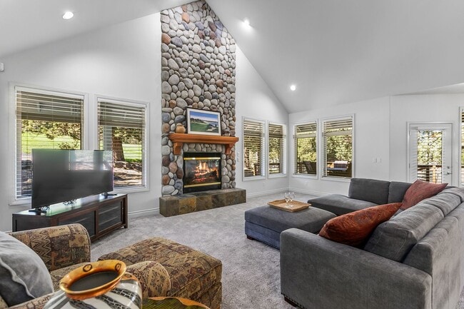 Photo - Single Level Gorgeous Awbrey Glen home!