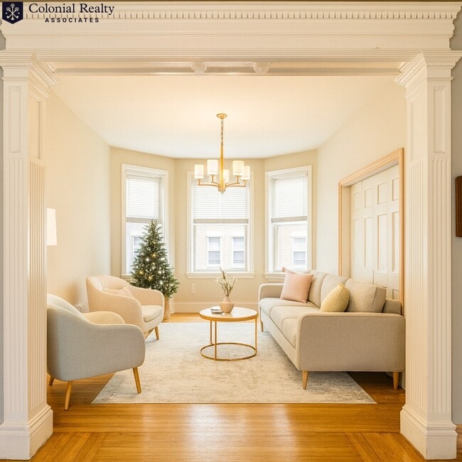 Building Photo - 25 Gibbs St