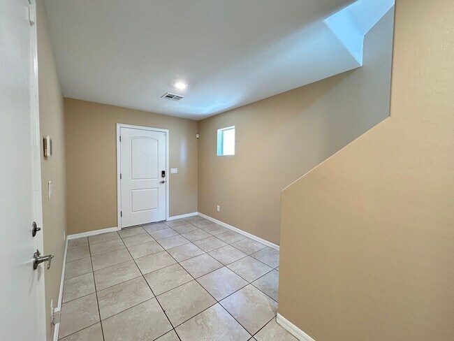 Photo - 4-Bedroom 3-Bathrrom House Near Nellis AFB!