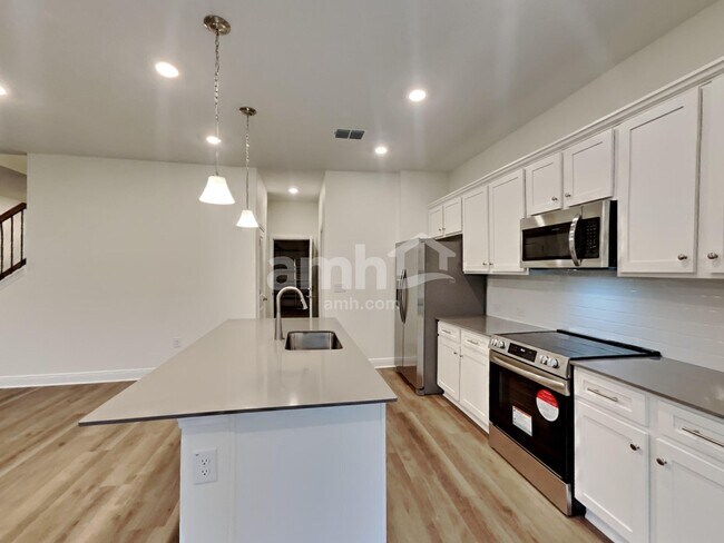 Photo - 27143 St Andrews Ave