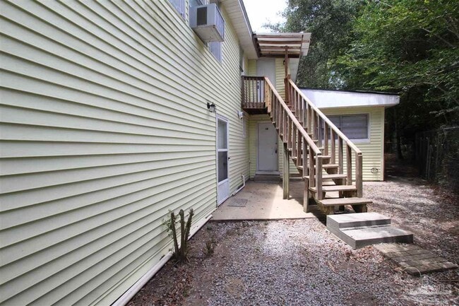 Photo - 5 Edgewood Cir