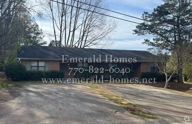 Building Photo - Renovated 2 bedroom 2 bath duplex in Snell... Rental