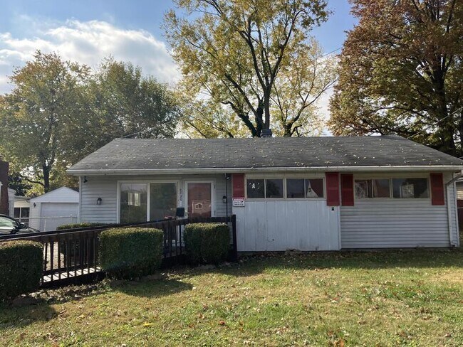 Photo - 4820 Bluebird Ave