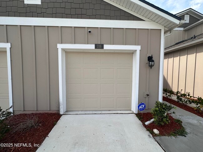 Photo - 316 Pistachio Pl