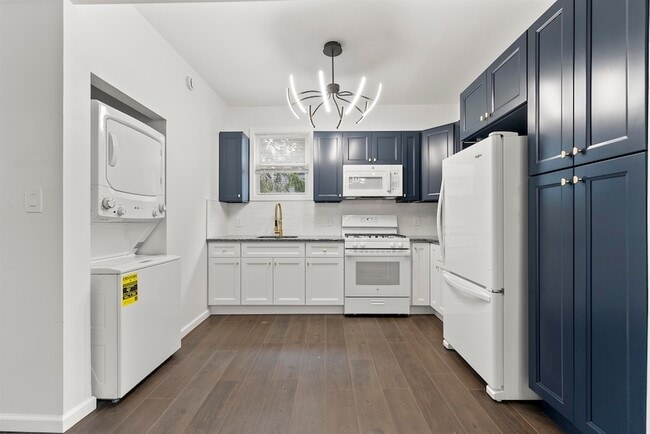 Photo - 51 Wegman Pkwy Unit 2