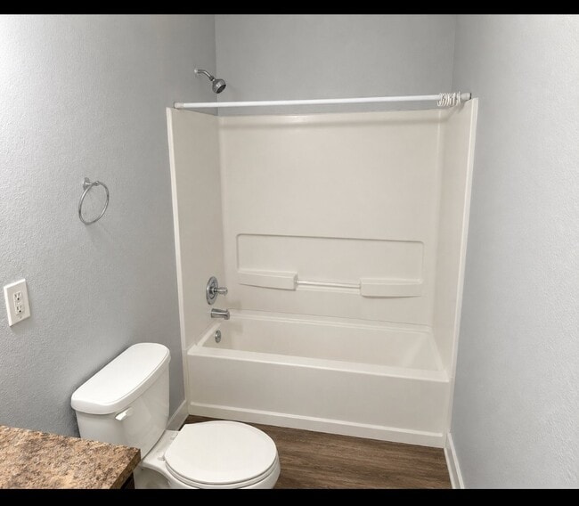 Photo - 213 Ivyleaf Dr