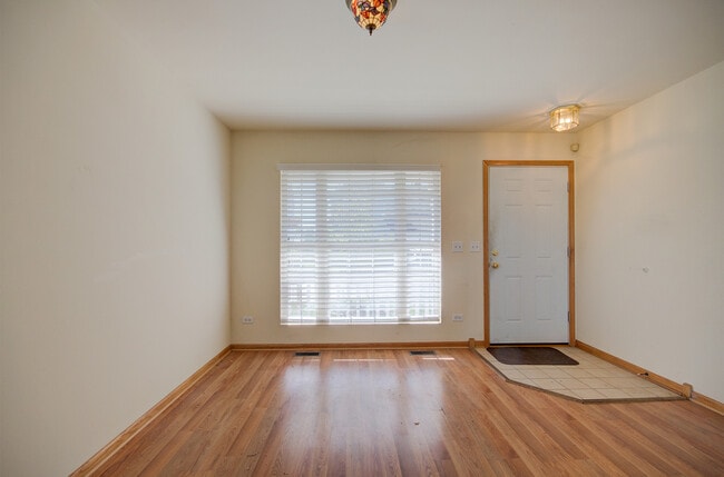 Photo - 681 Springwood Dr
