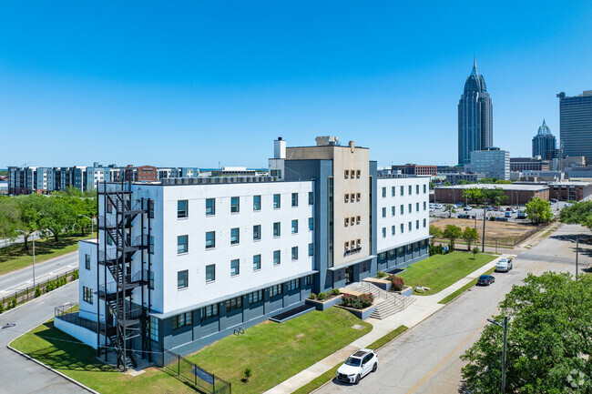 The Gateway - The Gateway Apartments