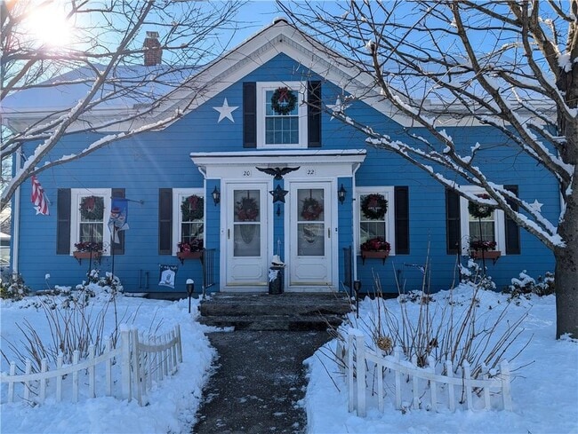 Building Photo - 22 Oakland School St