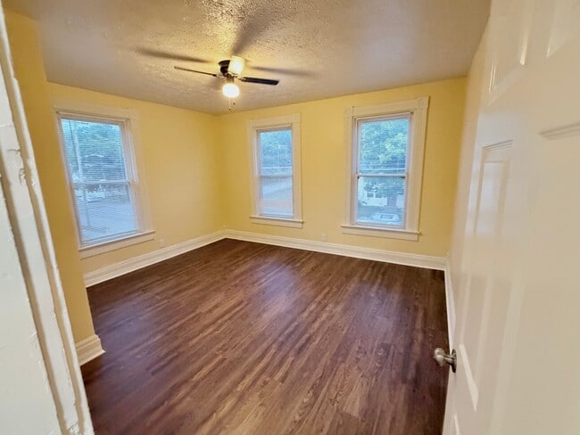 Photo - 221 N Miami Ave Unit Apt 2