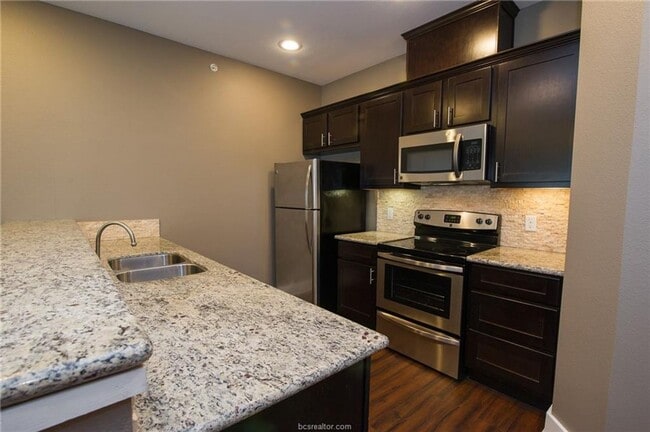 Photo - 1 Bed, 1.5 Bath Apartment on Northgate! Minutes from TAMU