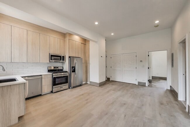 Photo - 2023 N Drake Ave Unit #  03S