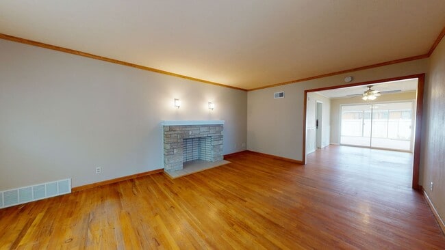 Photo - 3 Bedroom, 2 Bathroom House with Attached Double Garage