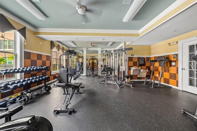 4221 W Spruce St Unit 2423