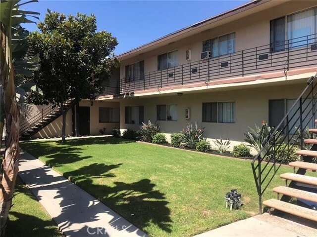 Building Photo - 12437 Harris Ave Unit K