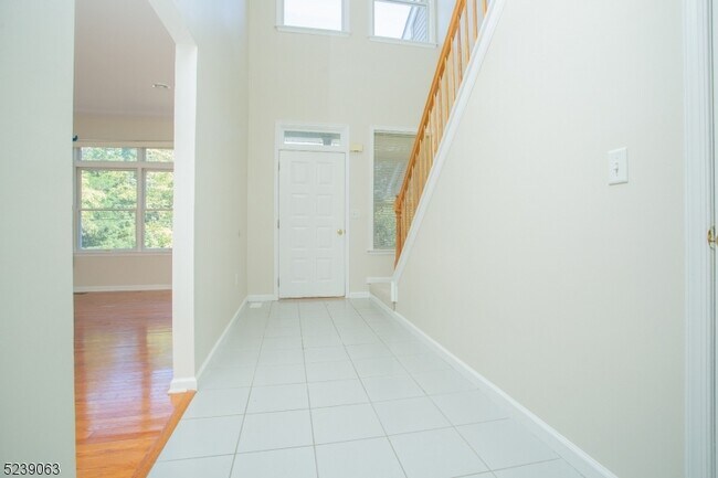 Photo - 578 Old Dover Rd