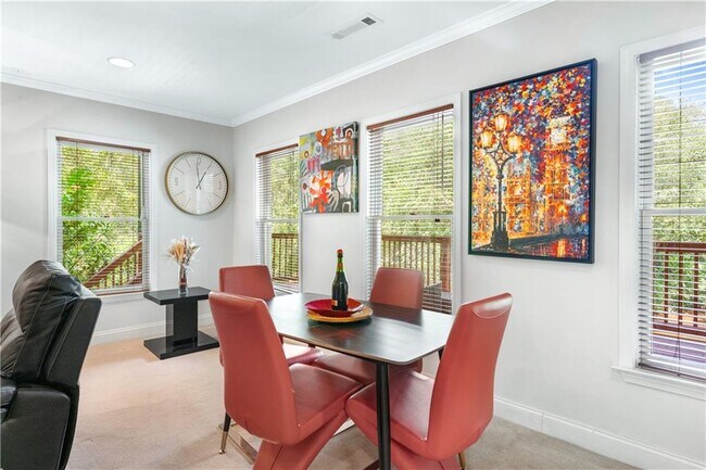 Photo - 4260 Beverly Ln NE