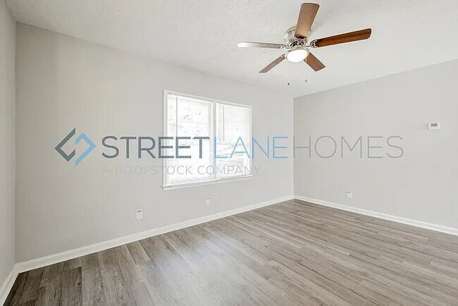 Photo - 4039 Bowman St