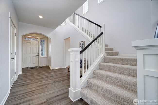 Photo - Stylish 5-Bed Home in Desirable Bothell ; ...