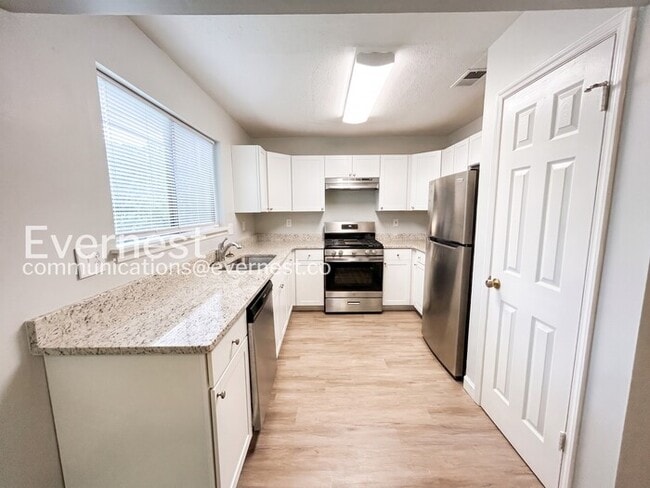Photo - 1374 Smokey Mountain Ct