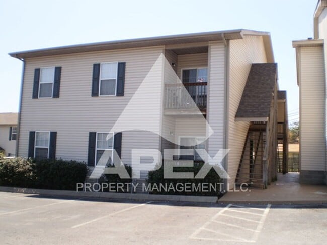 Building Photo - 3 Bd | 2 Ba Top Floor Condo in West Knoxville! Unit 1841-122