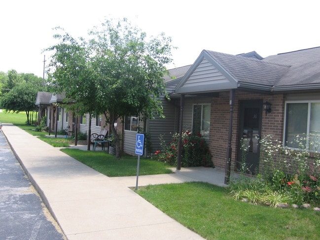 Photo - Fellowship Apartments