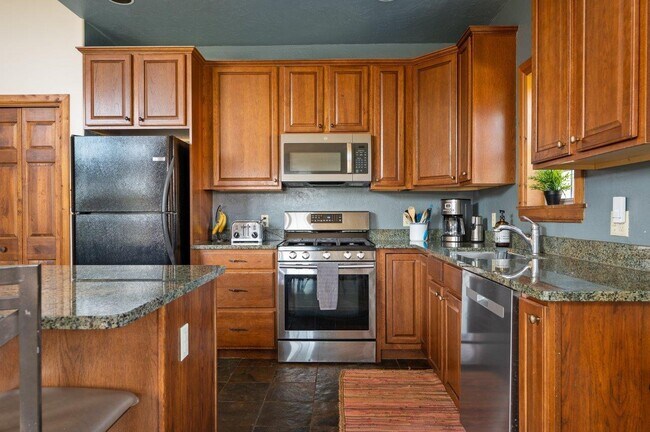 Photo - 91 Fireweed Ct