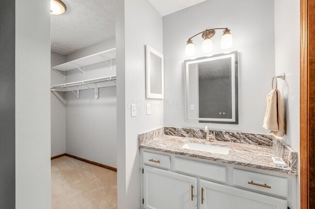 Photo - 5841 Elmbridge Ln Unidad 27-4